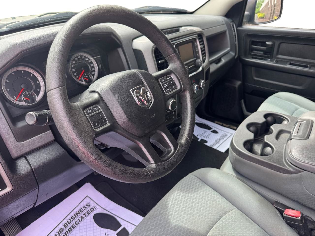 Used 2017 RAM 1500 Express AWD/4WD image 3