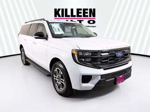 New 2026 Ford Expedition Max Active RWD image 1