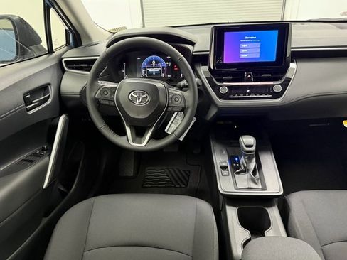 New 2026 Toyota Corolla Cross LE image 31