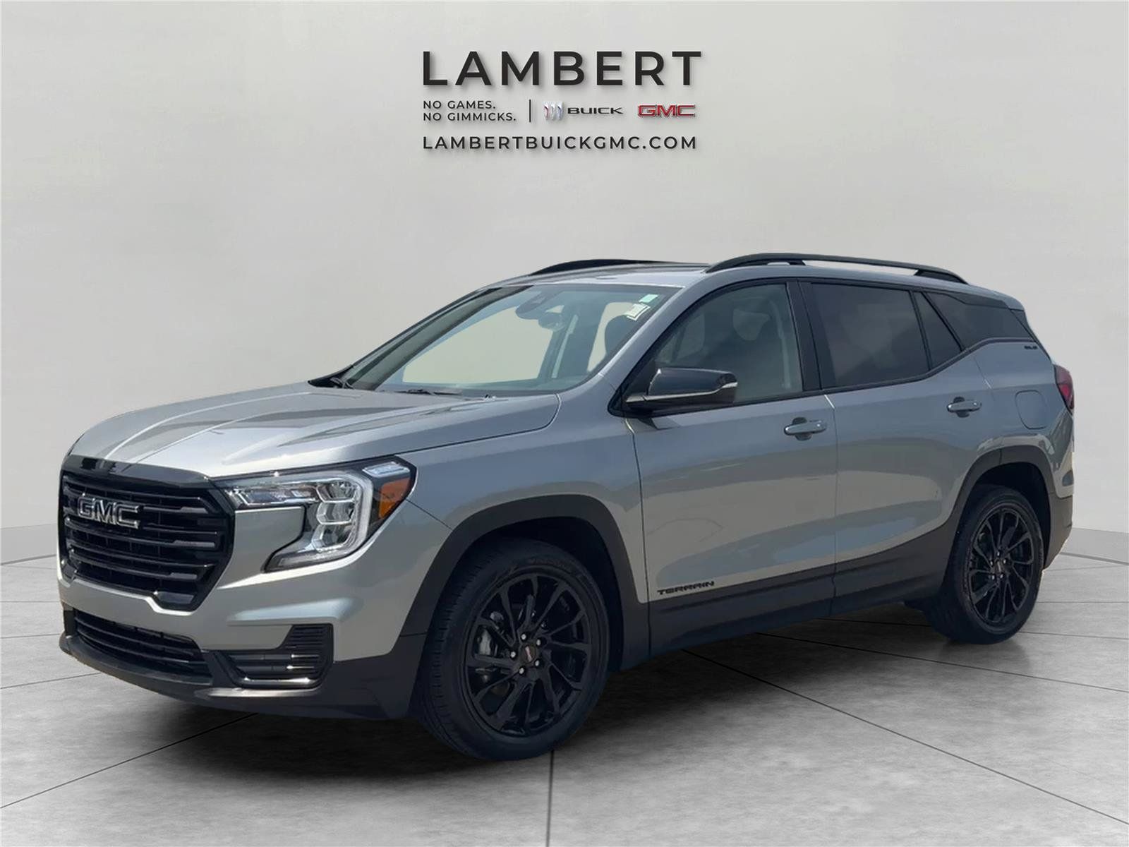 Used 2024 GMC Terrain SLE w/ Driver Convenience Package FWD image 1