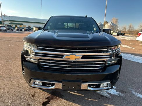 Used 2019 Chevrolet Silverado 1500 High Country image 35