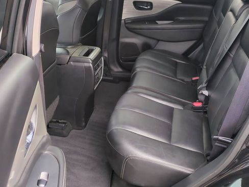 Used 2018 Nissan Murano Platinum image 17