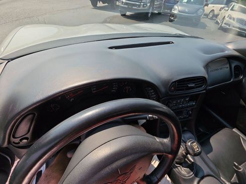Used 2001 Chevrolet Corvette Z06 RWD image 40