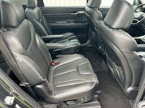 Used 2023 Hyundai Palisade Limited w/ Winter Package FWD image 55