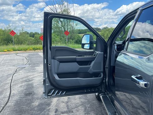 Used 2025 Ford F150 XLT w/ Equipment Group 302A MID AWD/4WD image 10