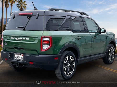 Used 2023 Ford Bronco Sport Outer Banks w/ Tech Package AWD/4WD image 5