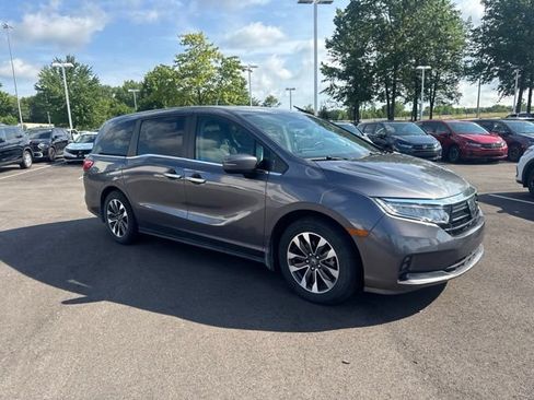 Used 2024 Honda Odyssey EX-L image 5