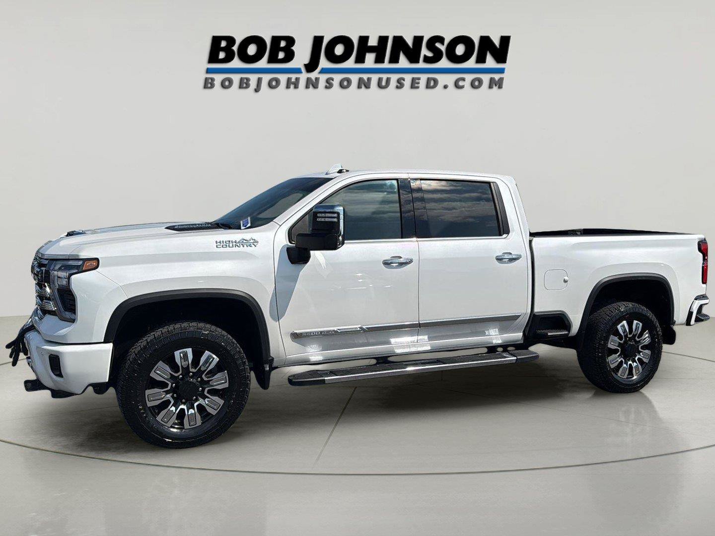 Used 2025 Chevrolet Silverado 3500 High Country w/ Technology Package AWD/4WD image 6