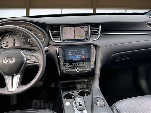 Used 2023 INFINITI QX50 Sport image 6