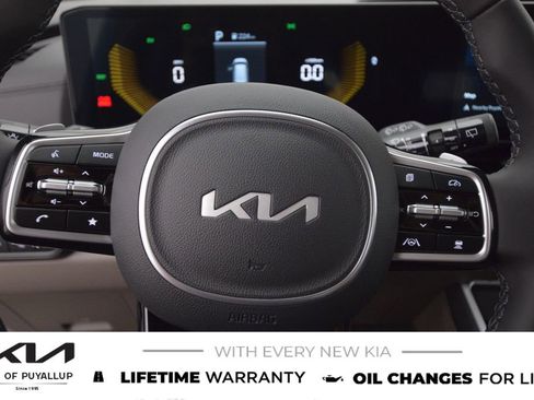 New 2026 Kia Carnival LXS image 26