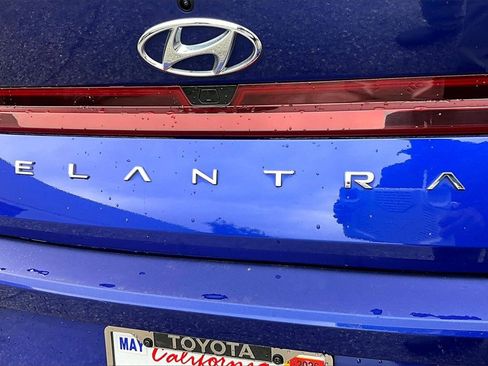 Used 2023 Hyundai Elantra SEL w/ Convenience Package image 24