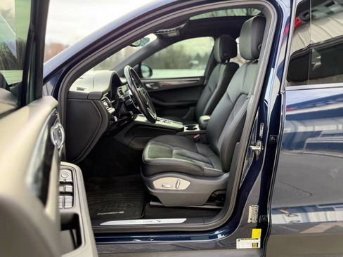 Used 2017 Porsche Macan S image 10