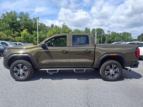 Used 2023 GMC Canyon AT4 w/ AT4 Premium Package AWD/4WD image 7