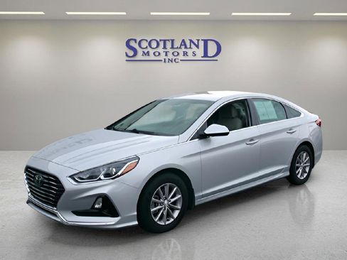 Used 2019 Hyundai Sonata SE FWD image 2