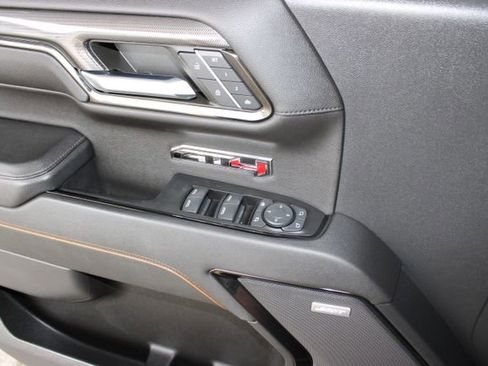 Used 2023 GMC Sierra 1500 AT4 w/ AT4 Premium Package image 25