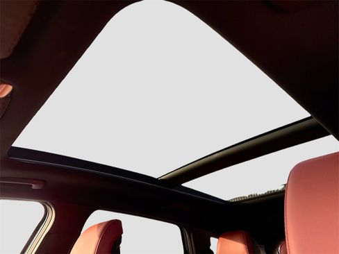 Used 2024 Kia Sportage SX image 19