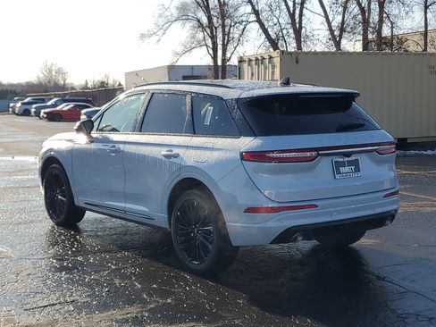 New 2026 Lincoln Corsair Premiere image 3