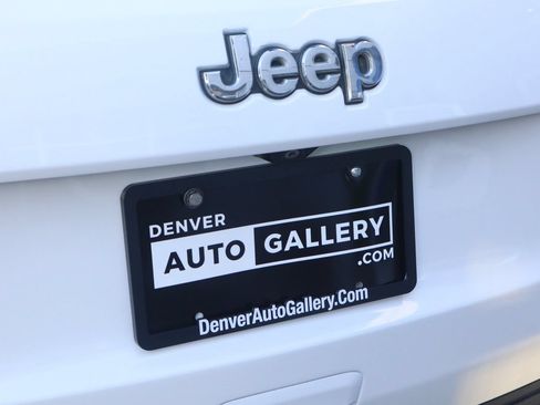Used 2019 Jeep Grand Cherokee Limited w/ Luxury Group II AWD/4WD image 25
