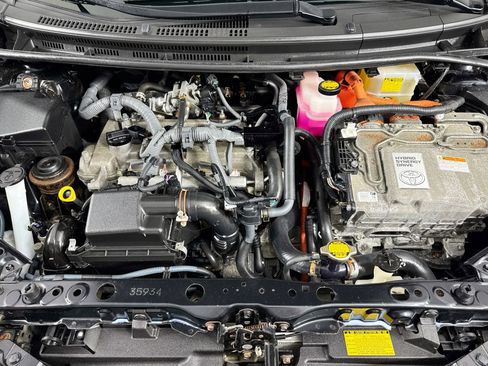 Used 2015 Toyota Prius C One FWD image 14