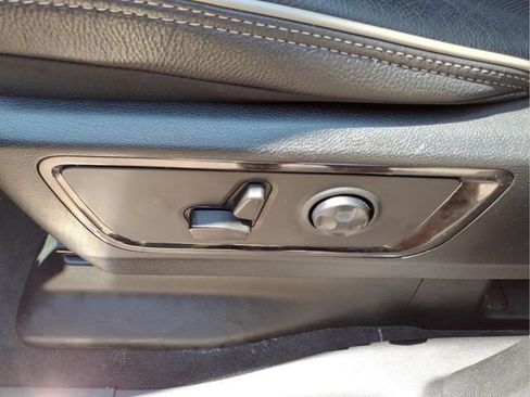 Used 2022 RAM 1500 Limited w/ Body Color Bumper Group AWD/4WD image 13
