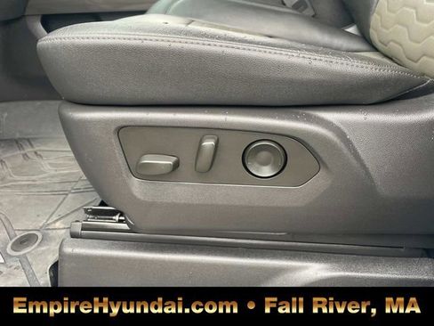 Used 2023 Chevrolet Silverado 1500 ZR2 image 22