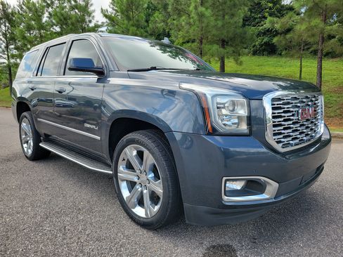 Used 2020 GMC Yukon Denali w/ Open Road Package AWD/4WD image 1