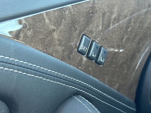 Used 2016 INFINITI QX80 Luxe w/ 22" Wheel Package image 29