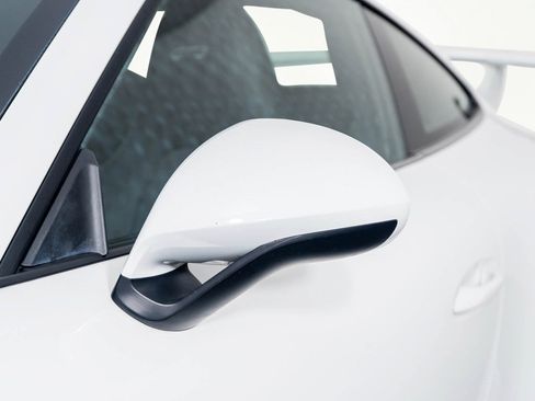 Used 2018 Porsche 911 GT3 w/ Sport Chrono Package image 27