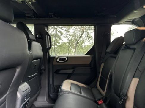 Used 2024 Ford Bronco Wildtrak AWD/4WD image 23