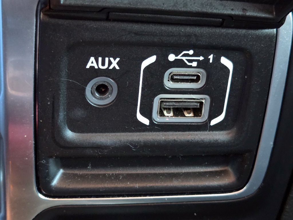 Used 2021 Jeep Wrangler Unlimited Sport AWD/4WD image 14