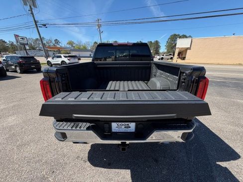 Used 2024 GMC Sierra 1500 SLT w/ SLT Premium Plus Package image 15