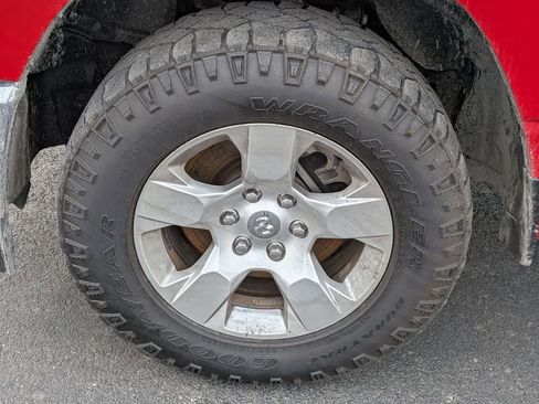 Used 2022 RAM 1500 Big Horn AWD/4WD image 10