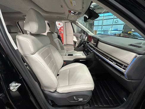Used 2024 Hyundai Santa Fe Calligraphy AWD/4WD image 48
