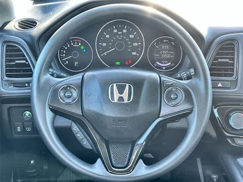 Certified 2019 Honda HR-V LX image 17