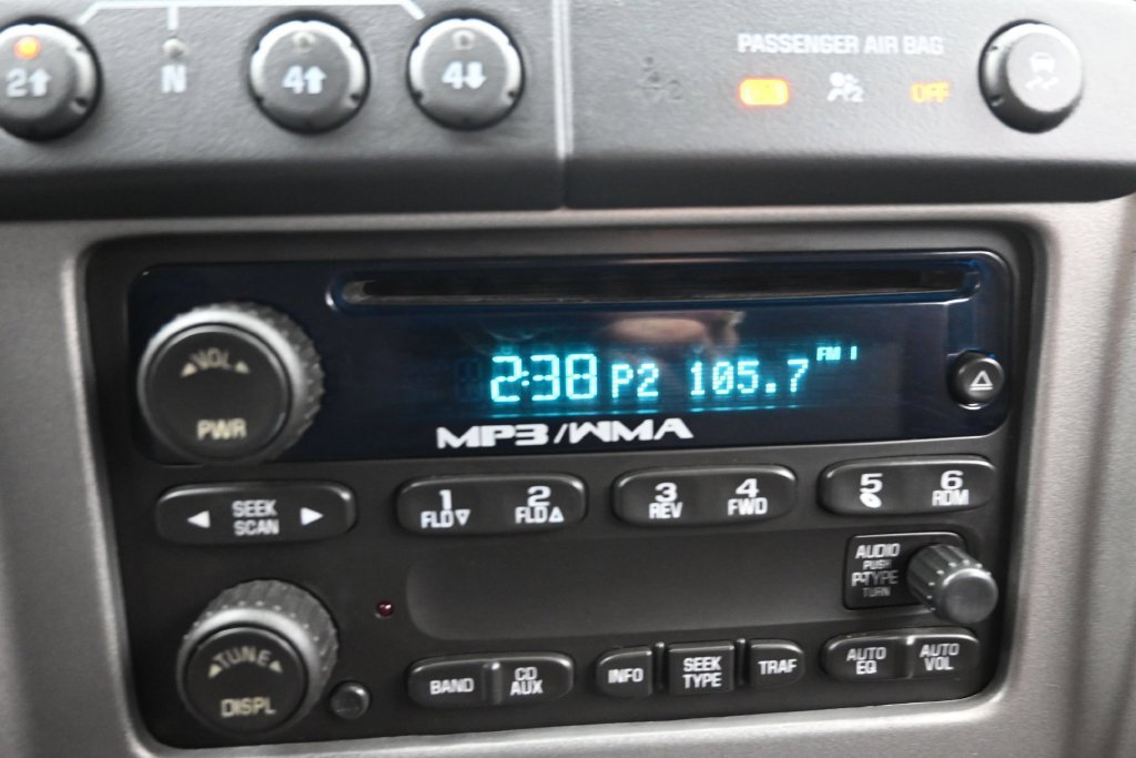 Used 2011 Chevrolet Colorado LT AWD/4WD image 19
