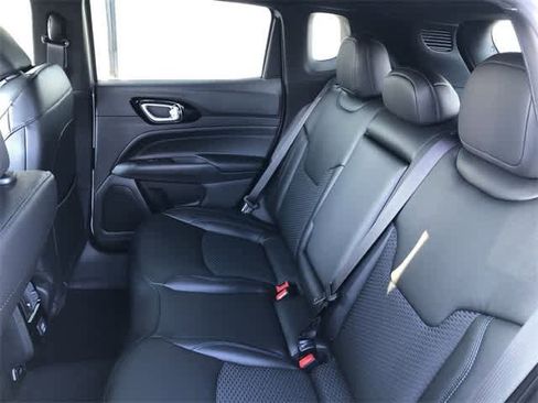 New 2026 Jeep Compass Latitude image 30