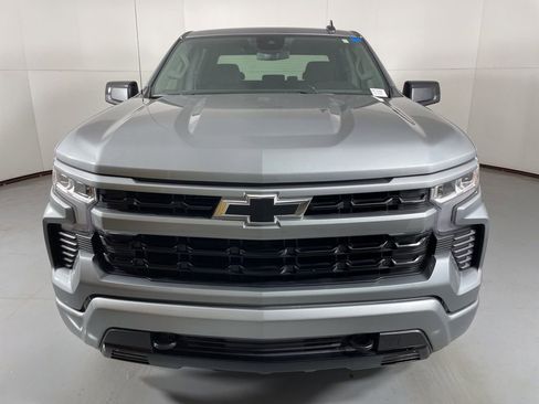 Used 2025 Chevrolet Silverado 1500 RST image 3