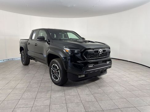 Used 2025 Toyota Tacoma TRD Sport RWD image 7