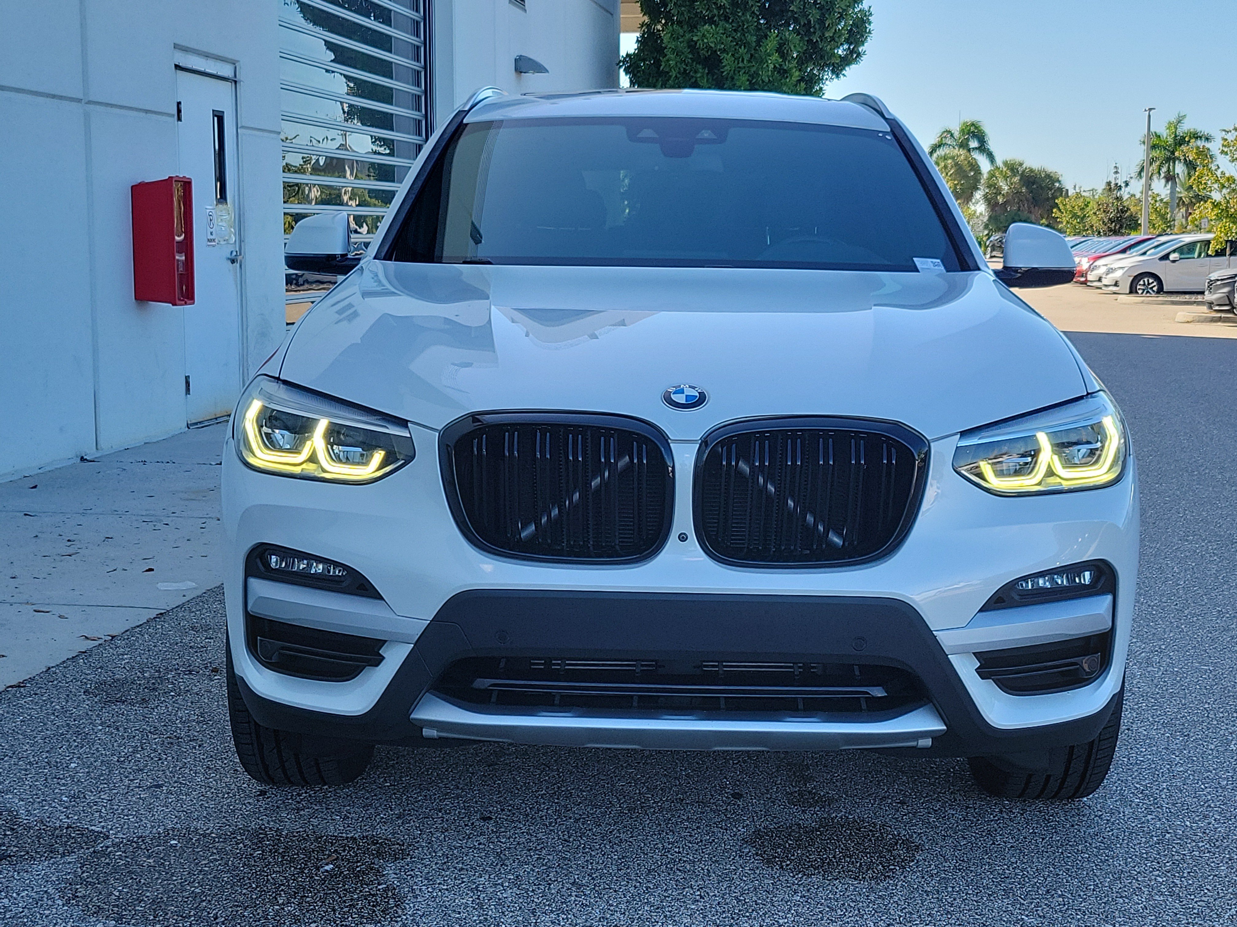 Used 2020 BMW X3 sDrive30i w/ Executive Package RWD image 2