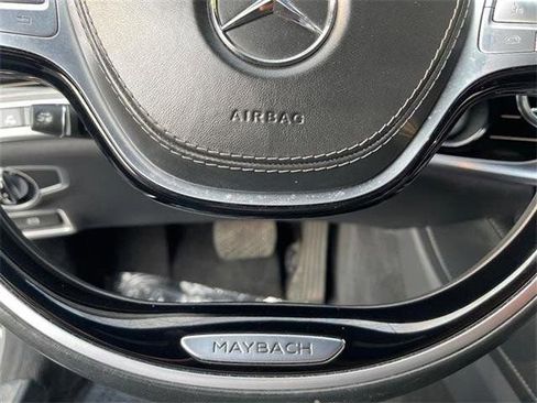 Used 2017 Mercedes-Benz Maybach S 550 4MATIC image 38