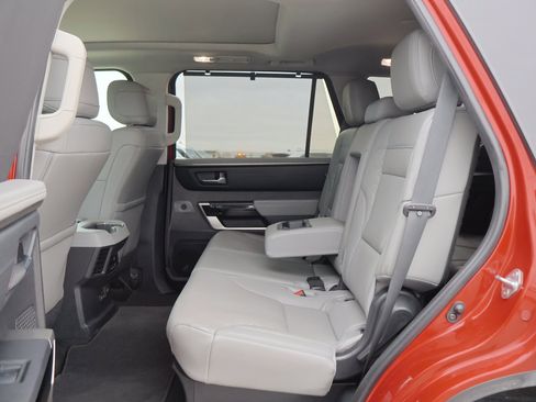 Used 2023 Toyota Sequoia Limited image 34