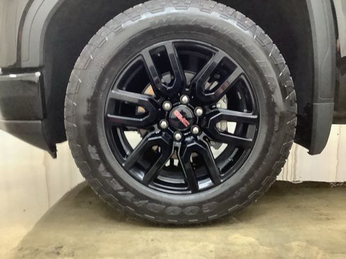 Used 2023 GMC Sierra 1500 Pro w/ Graphite Edition AWD/4WD image 24