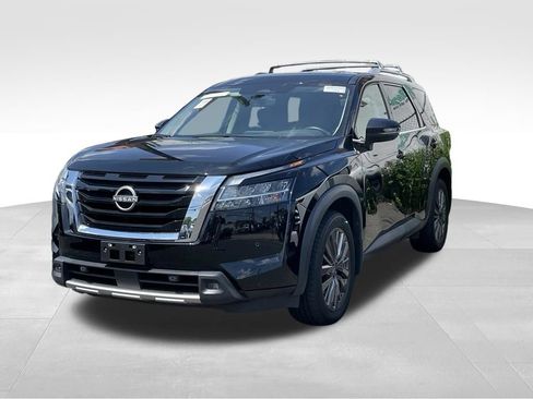 Certified 2023 Nissan Pathfinder SL w/ SL Premium Package AWD/4WD image 2
