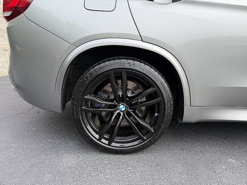 Used 2017 BMW X5 M AWD/4WD image 8