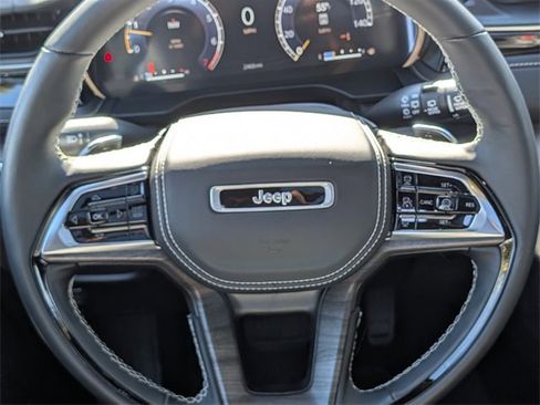 Used 2023 Jeep Grand Cherokee Overland w/ Adv Protech Group III image 14