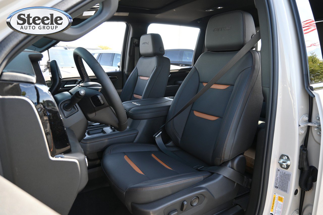 New 2026 GMC Sierra 2500 AT4 w/ AT4 Premium Plus Package AWD/4WD image 18