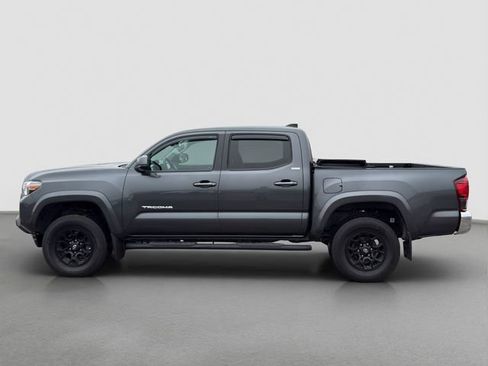Used 2022 Toyota Tacoma SR5 image 3