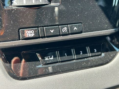 Used 2023 Lexus RX 350 F Sport w/ Accessory Package (Z1) image 27