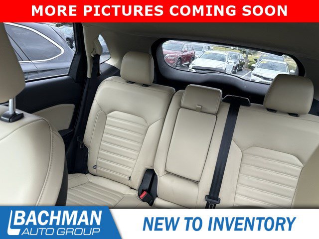 Used 2020 Ford Edge SEL w/ Convenience Package AWD/4WD image 5