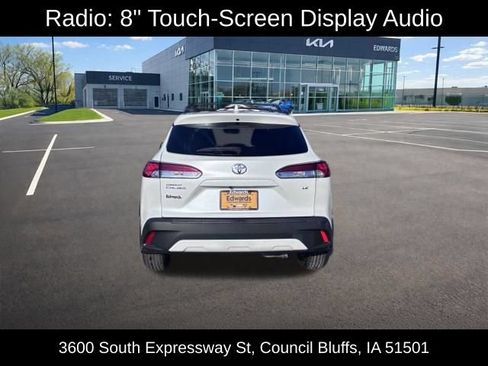 Used 2024 Toyota Corolla Cross LE FWD image 8